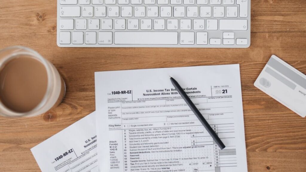 Pobierz formularz podatkowy Adobe Stock za darmo w PDF